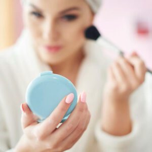 آیا آرایش شما هم سریع چرب می‌شود؟