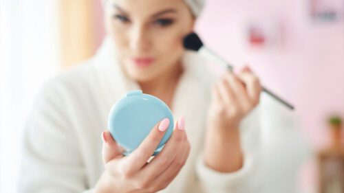 آیا آرایش شما هم سریع چرب می‌شود؟