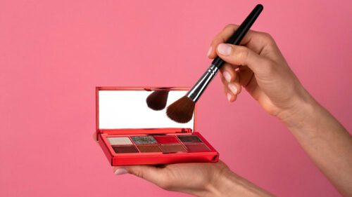 استفاده روزانه از لوازم آرایشی